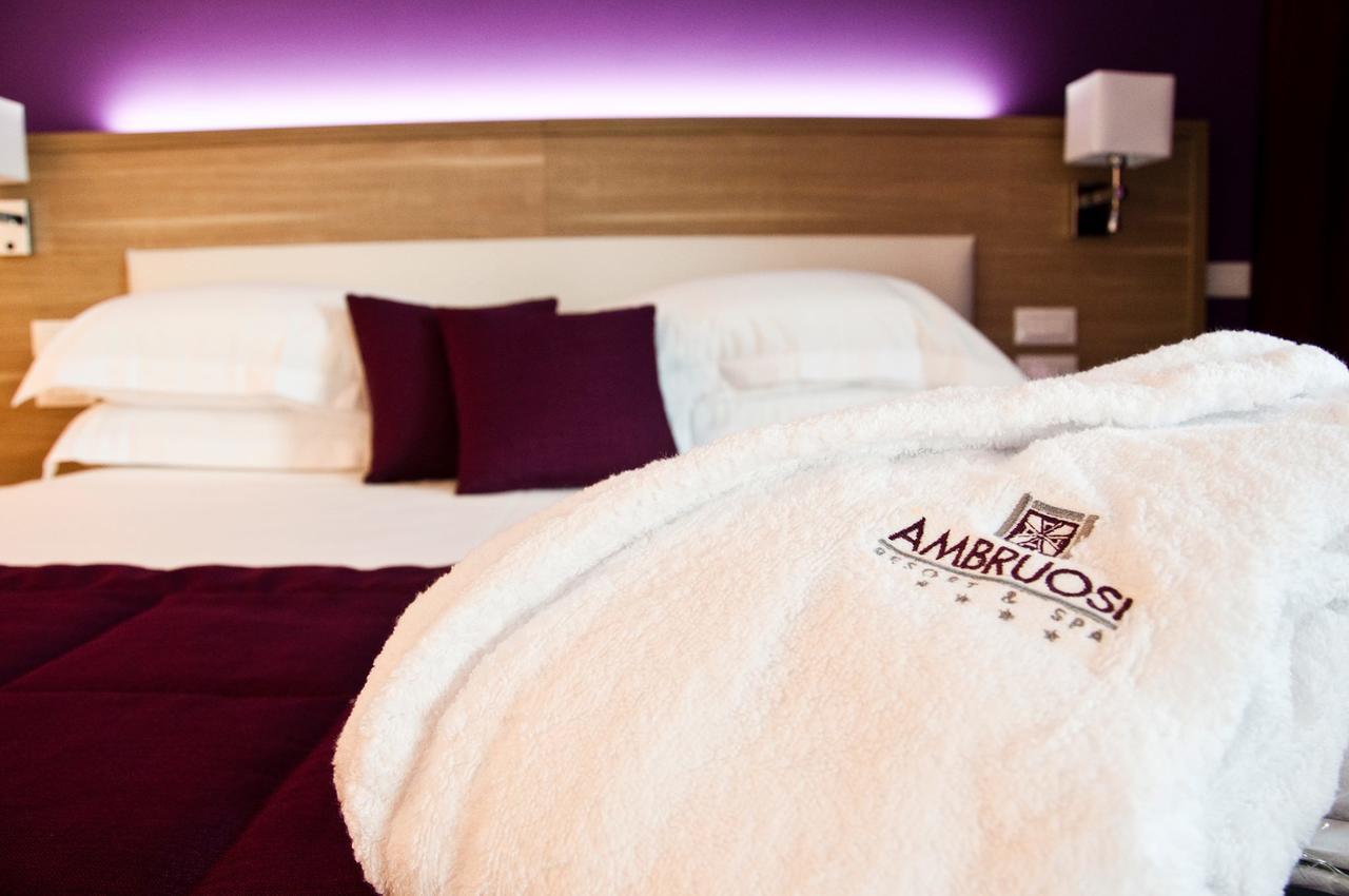 Ambruosi Village Resort & Spa Massignano Luaran gambar